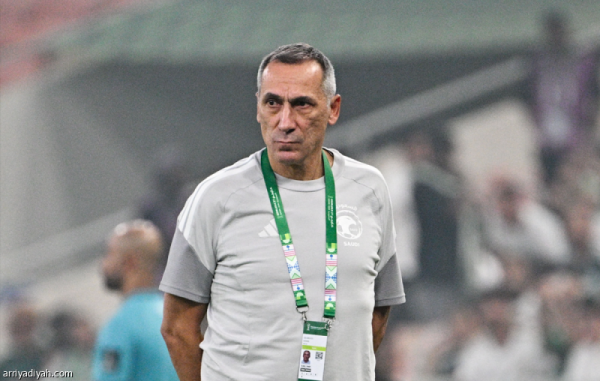 دونيس يفتش عن اللقب الثامن دونيس يفتش عن اللقب الثامن