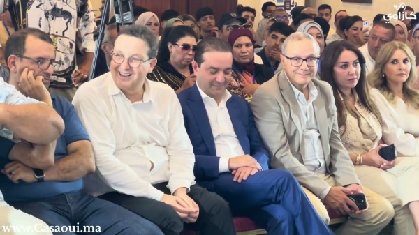 شوكي رئيس حزب التجمع يترأس لقاءا تواصليا بالحي الحسني بالدار البيضاء فيديو شوكي رئيس حزب التجمع يترأس لقاءا تواصليا بالحي الحسني بالدار البيضاء فيديو