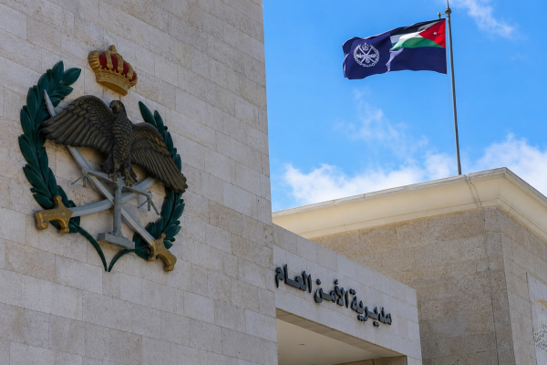 إحالة 9 عمداء و16 عقيدا في الأمن العام إلى التقاعد اسماء