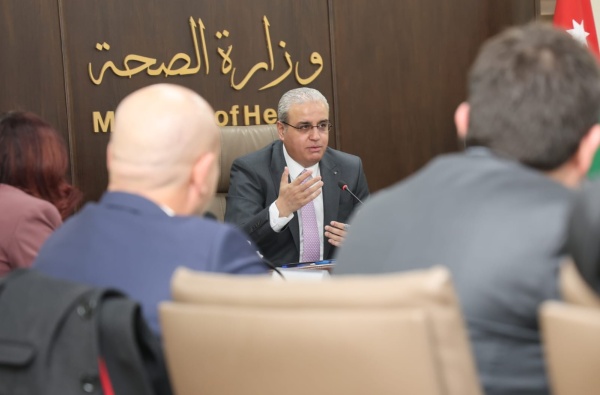 وزير الصحة ماضون بتحسين وتطوير الخدمات الصحية ونعمل على تنفيذ عدة اصلاحات وزير الصحة ماضون بتحسين وتطوير الخدمات الصحية ونعمل على تنفيذ عدة اصلاحات