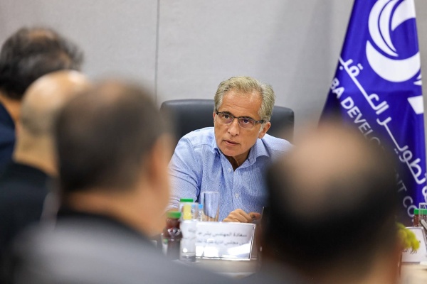رئيس الوزراء الأشهر المقبلة ستشهد بدء تنفيذ الناقل الوطني والسكك الحديدية