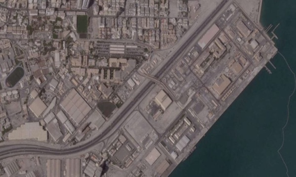التايمز ستة أشهر من الأضرار الكبيرة دفعت الجيش الأمريكي لنقل مركز الأسطول الخامس من البحرين إلى تامبا