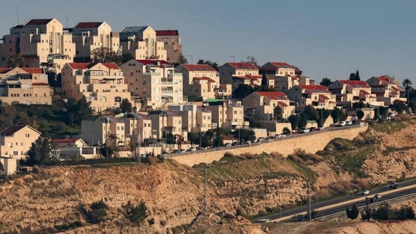 بريطانيا تلو ح بعقوبات على إسرائيل وساعر يهدد بالرد