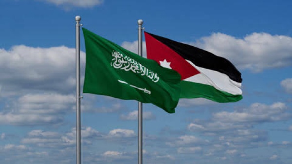الأردن والسعودية يؤكدان دعم جهود إنهاء التصعيد ومعالجة أسباب التوتر في المنطقة الأردن والسعودية يؤكدان دعم جهود إنهاء التصعيد ومعالجة أسباب التوتر في المنطقة