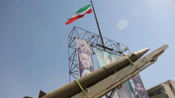 تحذير جديد من الحرس الثوري وتلويح بتغيير جغرافيا الحرب
