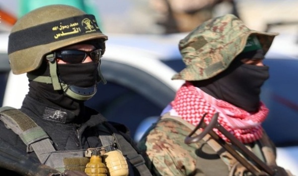 حماس تتهم إسرائيل بتعمد تصعيد القصف في غزة وتطالب الوسطاء بالتدخل حماس تتهم إسرائيل بتعمد تصعيد القصف في غزة وتطالب الوسطاء بالتدخل