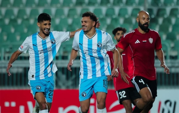 فيديو قطار بيراميدز يدهس طلائع الجيش برباعية ويواصل صدارة الدوري المصري بالعلامة الكاملة