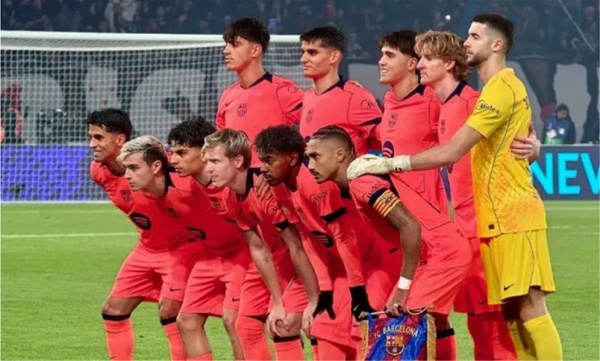 لاعب برشلونة يغيب أمام ريال مدريد في كلاسيكو الدوري الإسباني لاعب برشلونة يغيب أمام ريال مدريد في كلاسيكو الدوري الإسباني