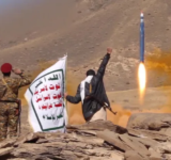 عمليات عسكرية جديدة تستهدف مطاري الرياض ونجران وقاعدة خميس مشيط عمليات عسكرية جديدة تستهدف مطاري الرياض ونجران وقاعدة خميس مشيط