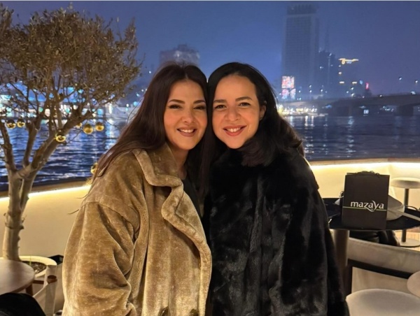 من المسرح إلى دراما رمضان دنيا وإيمي سمير غانم تجتمعان في عام استثنائي من المسرح إلى دراما رمضان دنيا وإيمي سمير غانم تجتمعان في عام استثنائي