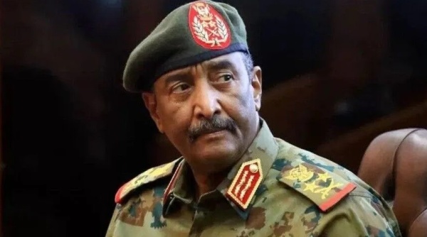 البرهان يتعهد بدحر الدعم السريع ومنع تكرار التجربة القاسية