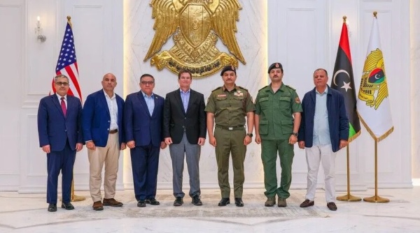 ليبيا صدام وخالد حفتر يبحثان مع وفد أمريكي توحيد الجيش