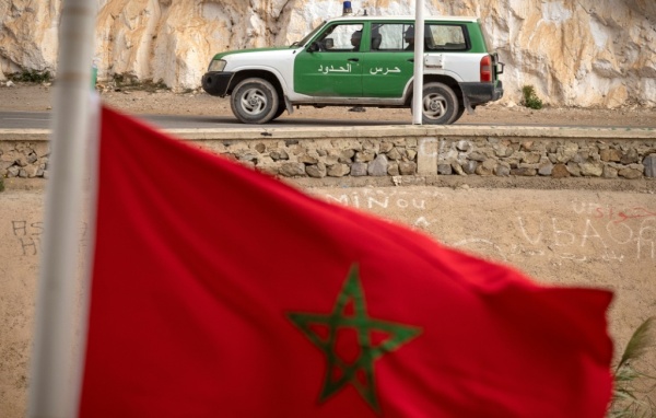 الأمن المغربي يستنفر إثر دعوات لاقتحام مدينة سبتة الأمن المغربي يستنفر إثر دعوات لاقتحام مدينة سبتة