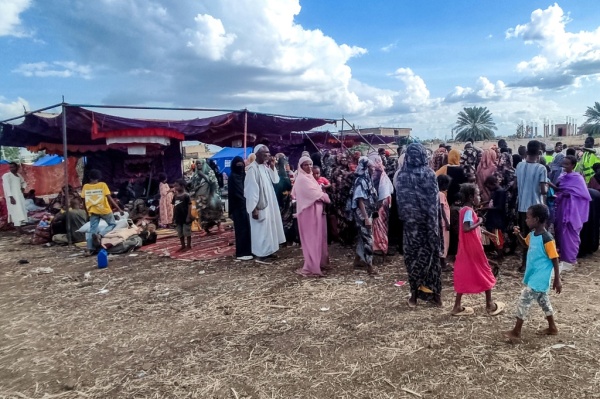 البابا يدعو إلى إنشاء ممرات إنسانية في السودان