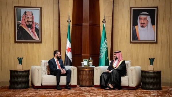 الشرع ومحمد بن سلمان يبحثان العلاقات الثنائية ومستجدات المنطقة