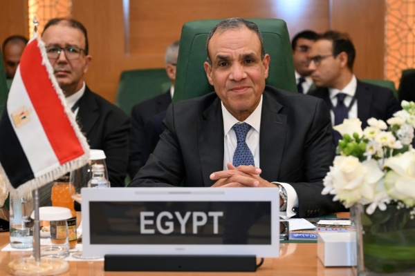 وزير الخارجية المصري ندعم الجهود لاحتواء التوتر ومنع حدوث أزمة كبرى