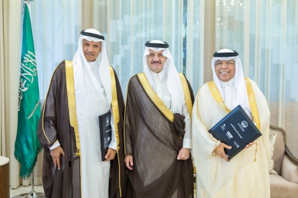 أمير الشرقية يستقبل رئيس جمعية أيقونة الأثر المجتمعي المستدام ويرعى توقيع شراكة مشروع تضمين لتأهيل الشباب