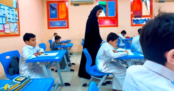رقابة ميدانية صارمة مع بدء اختبارات 700 ألف طالب وطالبة بالشرقية