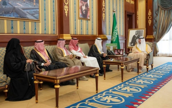نائب أمير المدينة المنورة يتابع أعمال جمعية عيون طيبة الخيرية نائب أمير المدينة المنورة يتابع أعمال جمعية عيون طيبة الخيرية