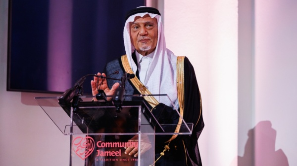 على شرف صاحب السمو الملكي الأمير تركي الفيصل الاحتفال بمرور 20 عاما لافتتاح معرض جميل للفنون الإسلامية في متحف فكتوريا وألبرت بلندن على شرف صاحب السمو الملكي الأمير تركي الفيصل الاحتفال بمرور 20 عاما لافتتاح معرض جميل للفنون الإسلامية في متحف فكتوريا وألبرت بلندن
