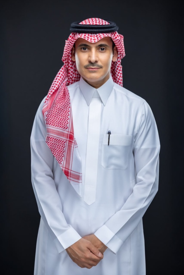 علي الشهري يبدأ مهام عمله مدير ا للإعلام والاتصال المؤسسي بمطارات الدمام علي الشهري يبدأ مهام عمله مدير ا للإعلام والاتصال المؤسسي بمطارات الدمام