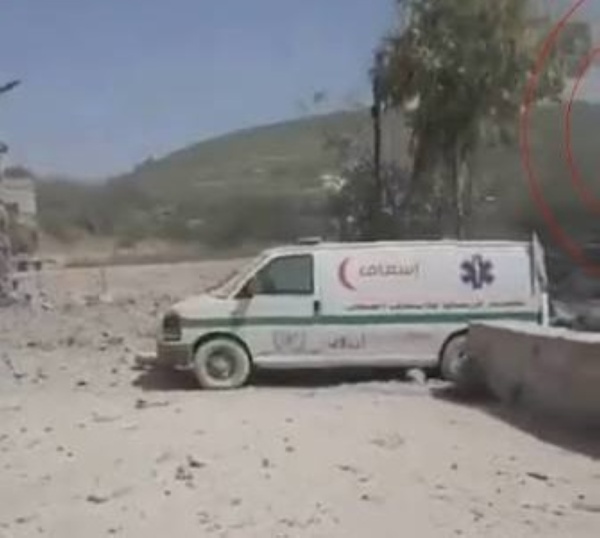 جريحان في غارة إسرائيلية على جنوب لبنان واستهداف سيارة إسعاف جريحان في غارة إسرائيلية على جنوب لبنان واستهداف سيارة إسعاف
