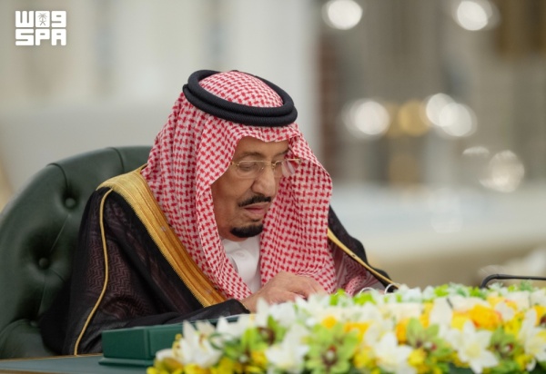 عاجل مجلس الوزراء يشدد على ضرورة بقاء مضيقي هرمز وباب المندب وجميع الممرات الحيوية مفتوحة
