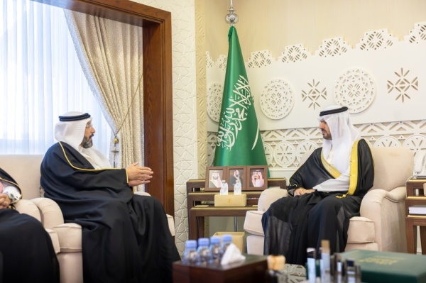 نائب أمير الشرقية يستقبل نائب الرئيس التنفيذي لقطاع الأعمال في بنك التنمية الاجتماعية