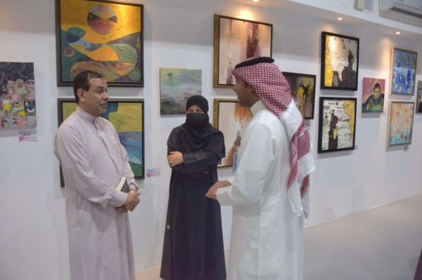 الدمام تمديد معرض روازن 6 للأعمال الفنية الصغيرة حتى 3 سبتمبر الدمام تمديد معرض روازن 6 للأعمال الفنية الصغيرة حتى 3 سبتمبر
