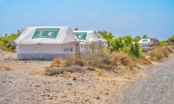 مركز الملك سلمان للإغاثة يوز ع مساعدات إيوائية على النازحين في اليمن