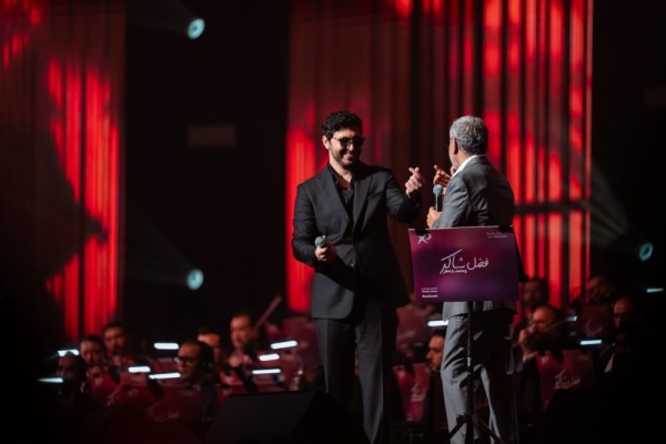 فضل شاكر يتألق على مسرح الخبر و يا غايب تتصدر المشهد فضل شاكر يتألق على مسرح الخبر و يا غايب تتصدر المشهد