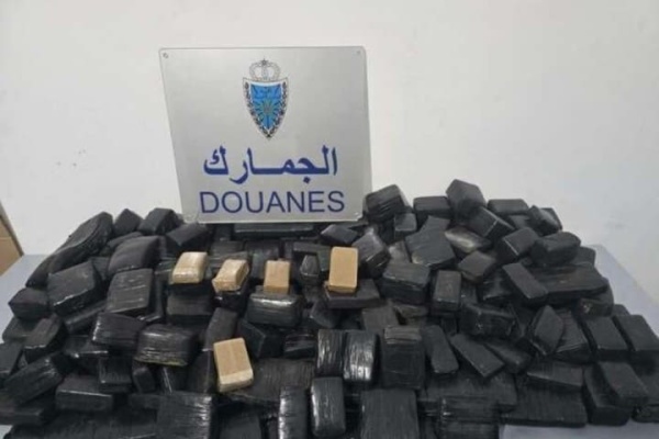 إحباط شحنة مخدرات مهربة نحو سبتة المحتلة وتوقيف نرويجي متورط إحباط شحنة مخدرات مهربة نحو سبتة المحتلة وتوقيف نرويجي متورط