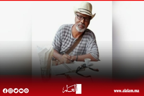 الكاتب الهجين وولادة نقد ما بعد الخوارزمية عبده حقي