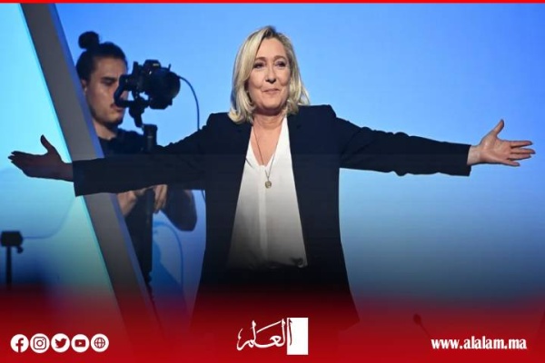 استطلاع يقلب المشهد السياسي في فرنسا مارين لوبان تتصدر سباق الرئاسة 2027 في جميع السيناريوهات استطلاع يقلب المشهد السياسي في فرنسا مارين لوبان تتصدر سباق الرئاسة 2027 في جميع السيناريوهات