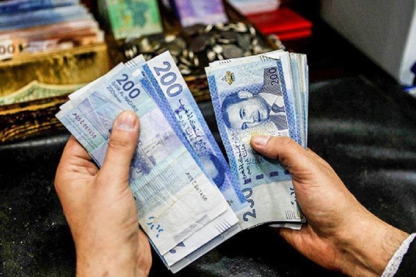 بنك المغرب يكشف تراجع خصاص السيولة وانخفاض أسعار الفائدة على قروض المقاولات بنك المغرب يكشف تراجع خصاص السيولة وانخفاض أسعار الفائدة على قروض المقاولات