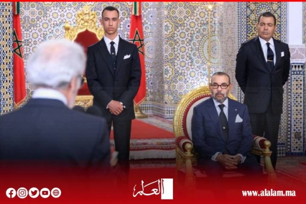 والي بنك المغرب يكشف أرقاما جديدة عن الشغل والبطالة والي بنك المغرب يكشف أرقاما جديدة عن الشغل والبطالة