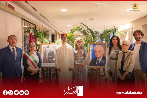 القنصلية العامة للمغرب بتورينو تحتفي بعيد العرش وتؤكد تشبث الجالية بالوطن