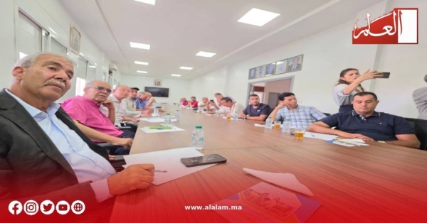 سطات أونسا والغرفة الفلاحية تتحركان لتحصين القطيع من الأمراض المعدية سطات أونسا والغرفة الفلاحية تتحركان لتحصين القطيع من الأمراض المعدية
