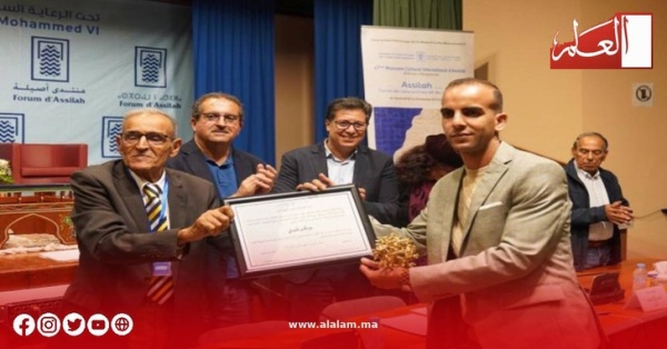 شرطي يتألق في الشعر الأمن الوطني يحتفي ببوبكر لمليتي