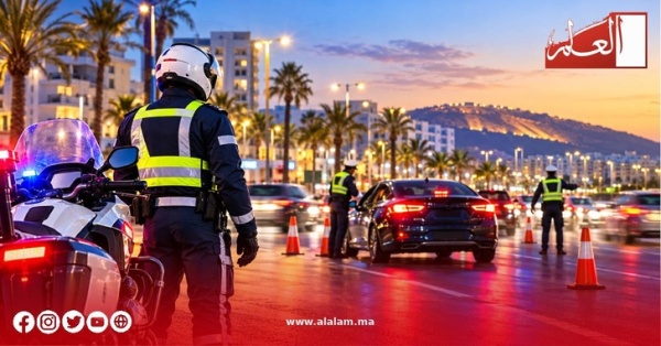 توقيف سائق ومرافقيه إثر دهس شرطي خلال تدخل أمني بأكادير توقيف سائق ومرافقيه إثر دهس شرطي خلال تدخل أمني بأكادير