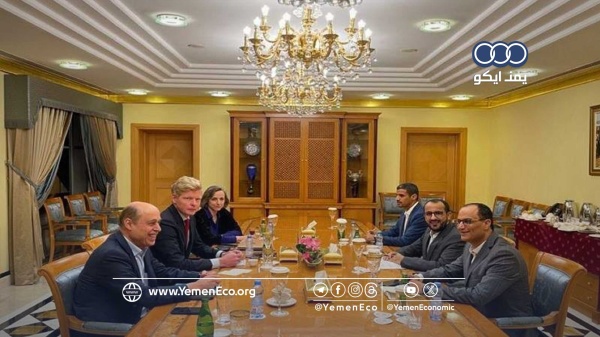 وفد صنعاء التفاوضي يؤكد التمسك بشروط إنهاء الحصار والقيود الاقتصادية وصرف المرتبات وفد صنعاء التفاوضي يؤكد التمسك بشروط إنهاء الحصار والقيود الاقتصادية وصرف المرتبات