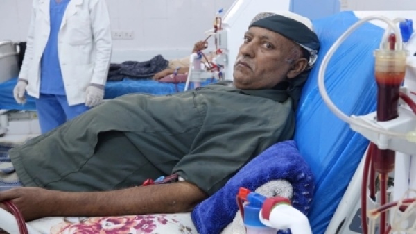 اليمن منظمة حقوقية تحذر من تداعيات حصار الحوثيين على حياة 1 456 مريضا وطفلا في تعز