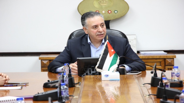 وزير الصناعة الأردن يمضي بثقة نحو اقتصاد أقوى وأكثر إنتاجا وتنافسية وزير الصناعة الأردن يمضي بثقة نحو اقتصاد أقوى وأكثر إنتاجا وتنافسية