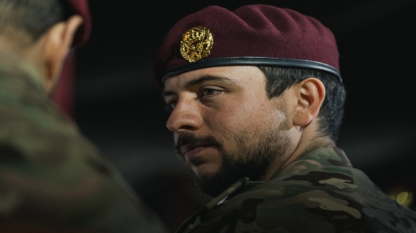 ولي العهد يهنئ بيوم الجيش وذكرى الثورة العربية الكبرى ولي العهد يهنئ بيوم الجيش وذكرى الثورة العربية الكبرى