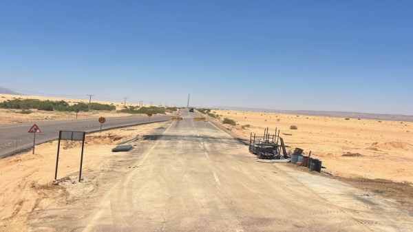 الأشغال إعادة فتح طريق وادي عربة الرئيسي بعد إنجاز عبارة غرندل الصندوقية الأشغال إعادة فتح طريق وادي عربة الرئيسي بعد إنجاز عبارة غرندل الصندوقية