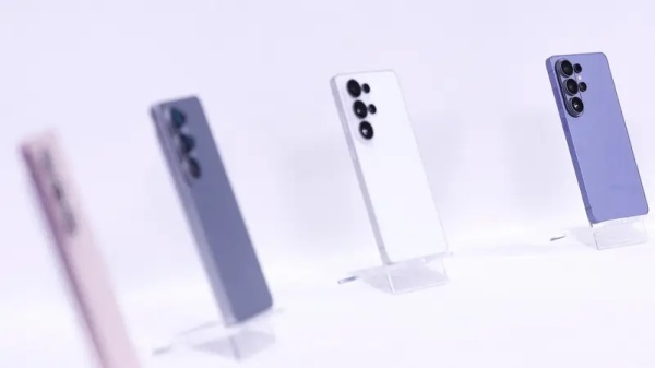 5 هواتف أندرويد أرخص من galaxy s26 ultra تستحق الشراء