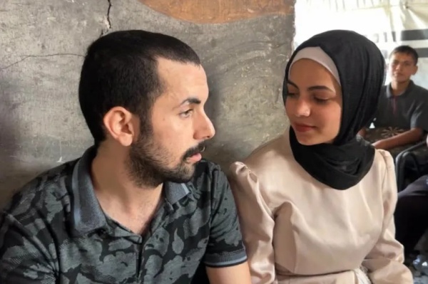 باعت ذهبها للبحث عنه تفاصيل جديدة عن الأسير العائد من الموت بغزة باعت ذهبها للبحث عنه تفاصيل جديدة عن الأسير العائد من الموت بغزة