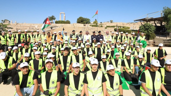 وزارة الأوقاف تنفذ حملة نظافة في وسط البلد وزارة الأوقاف تنفذ حملة نظافة في وسط البلد