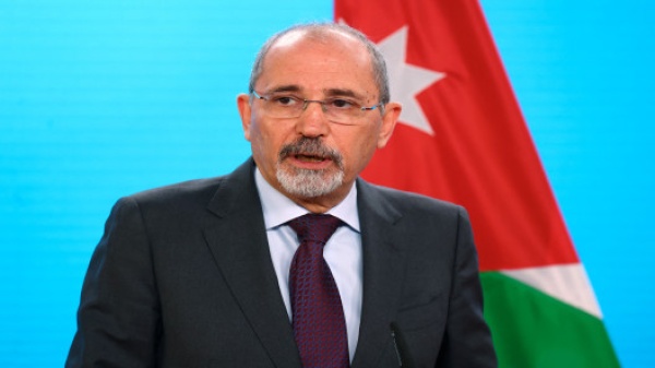 وزير الخارجية ونظيره التركي يبحثان سبل إنهاء التصعيد في المنطقة وزير الخارجية ونظيره التركي يبحثان سبل إنهاء التصعيد في المنطقة