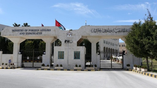 وزير الخارجية الألماني يدين الاعتداءات الإيرانية على الأردن وزير الخارجية الألماني يدين الاعتداءات الإيرانية على الأردن